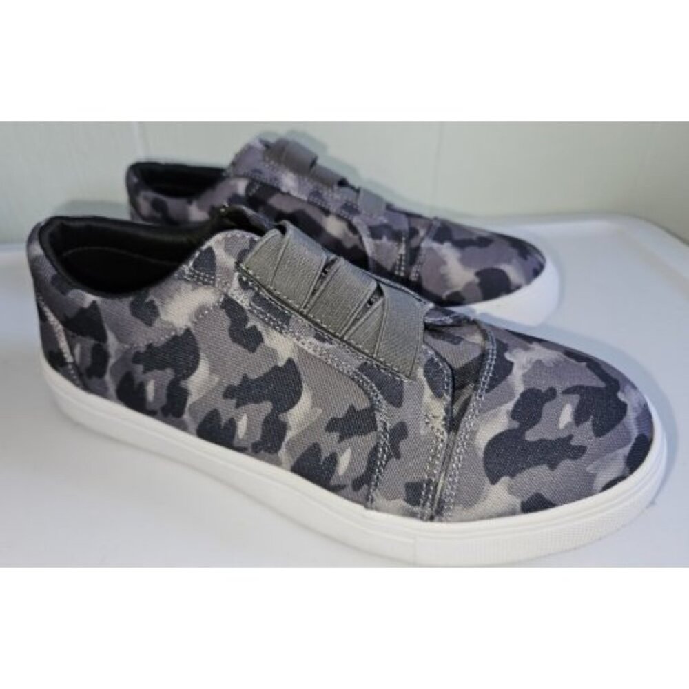 * STUDIO 1886 Camouflage Print Canvas Sneakers Ladies Size 8